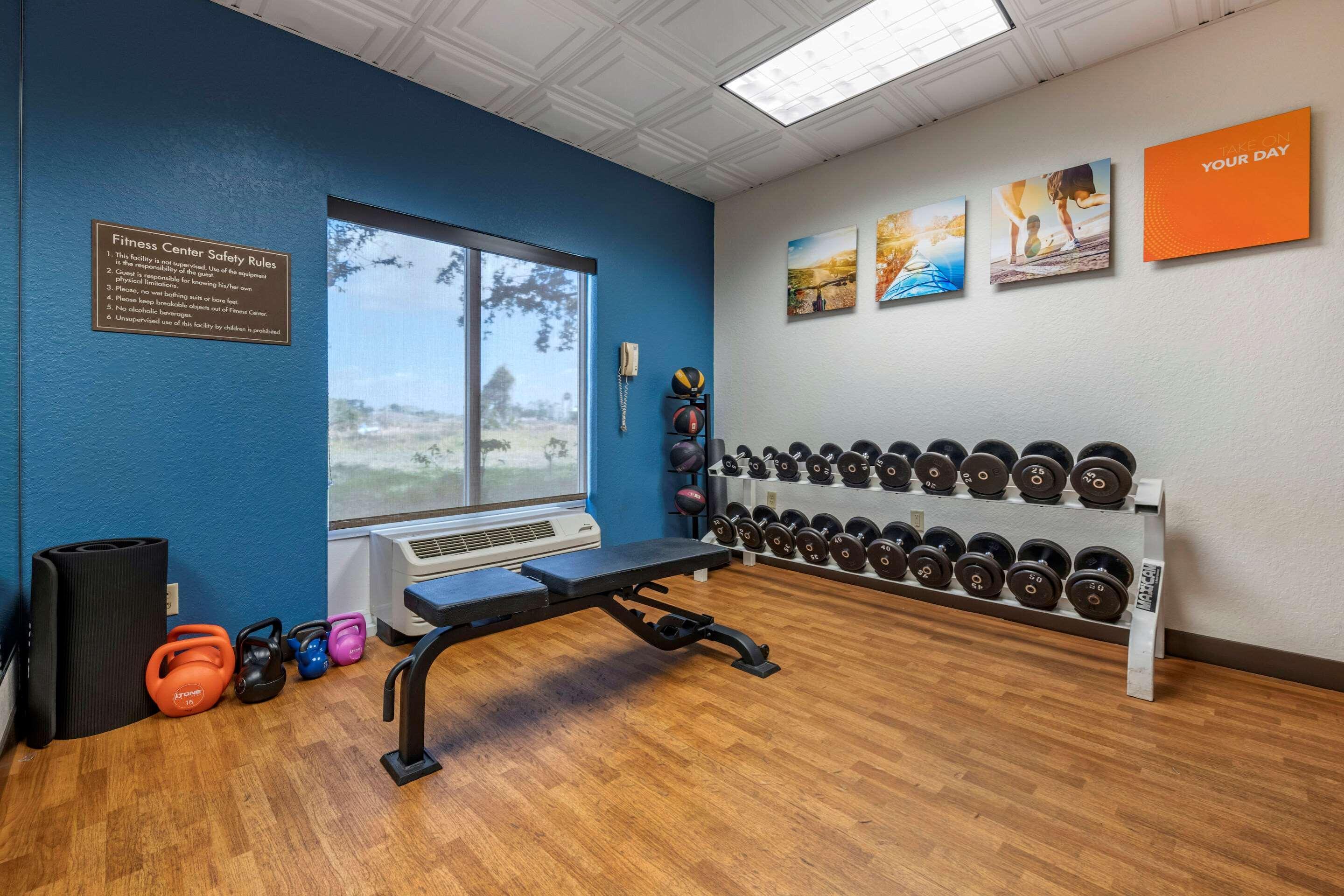 Comfort Inn & Suites Orlando North Sanford Zewnętrze zdjęcie